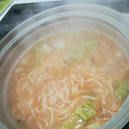 いつも醤油味ばかりだったんですが、味噌味のうどん、美味しかったです(^o^)